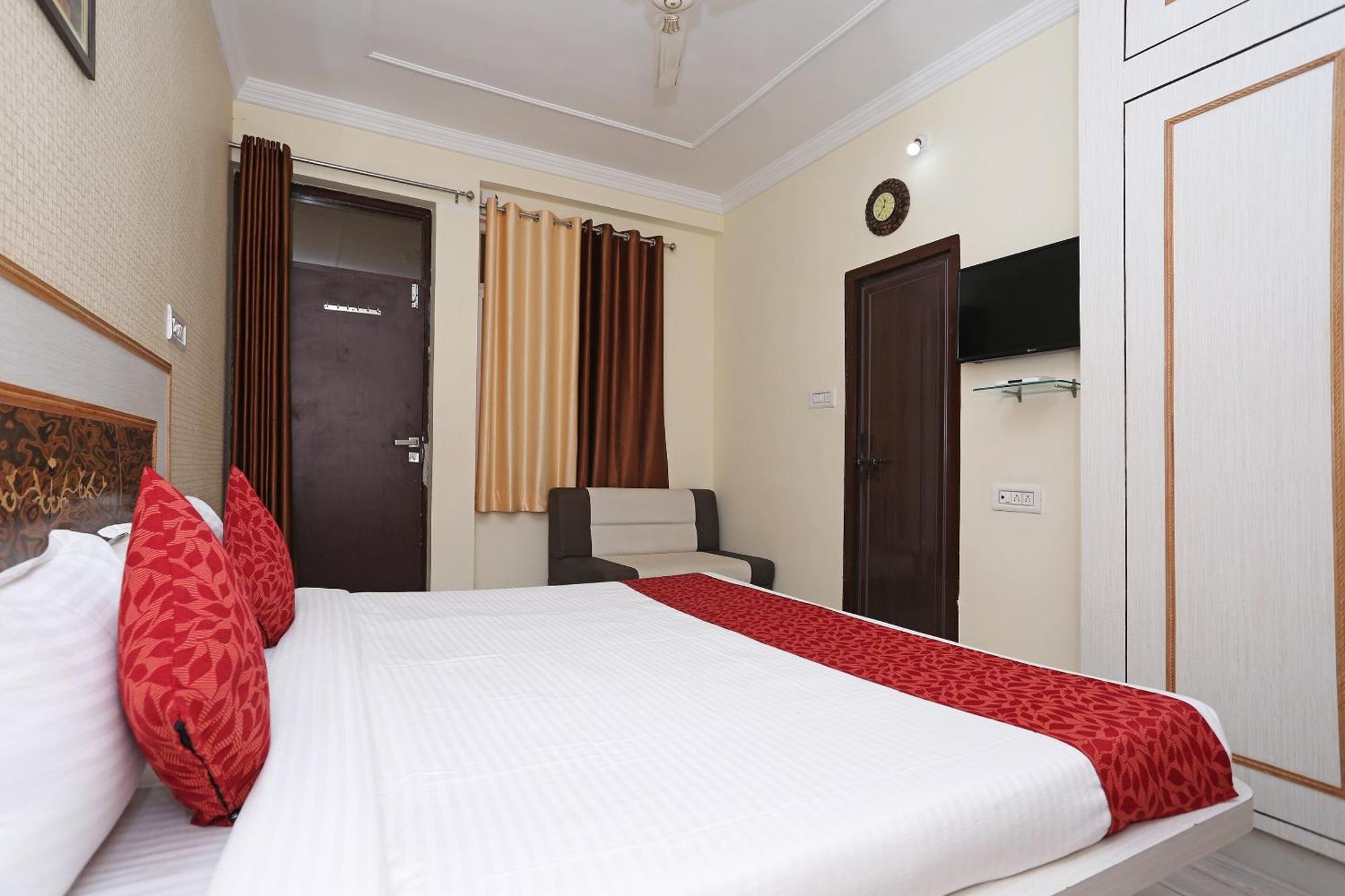 Hotel O Radhika Resort Кота Екстериор снимка