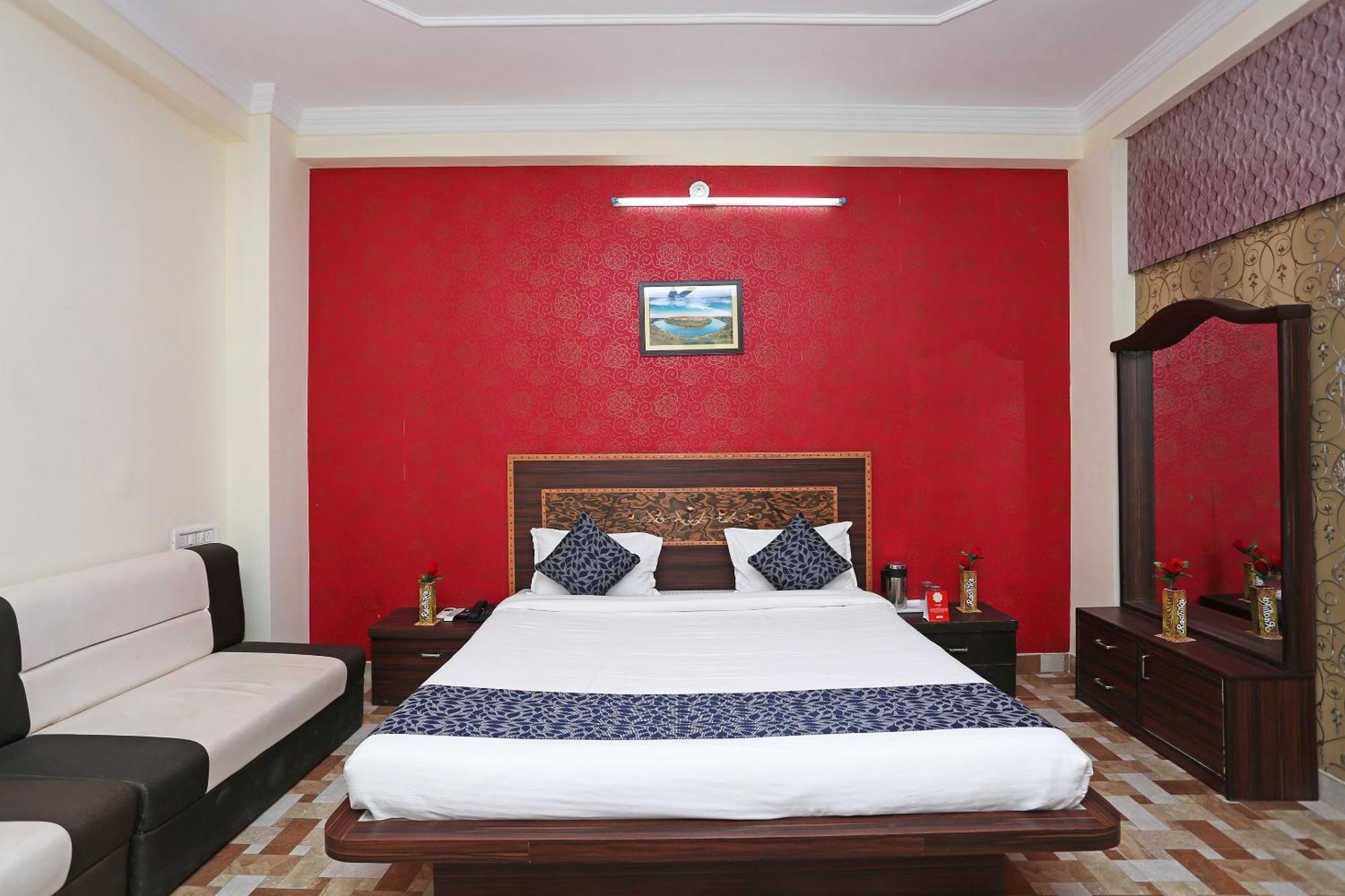 Hotel O Radhika Resort Кота Екстериор снимка